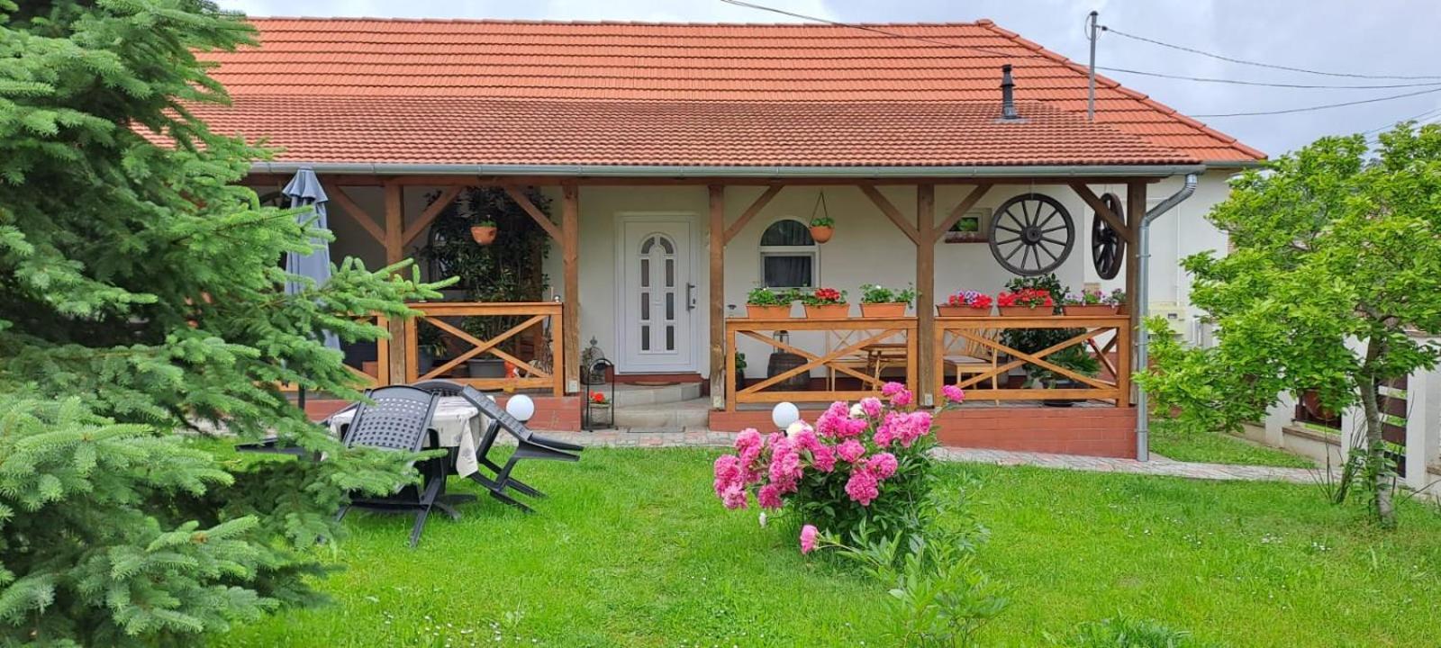 Szemenyecsörnye Manipura 빌라 외부 사진
